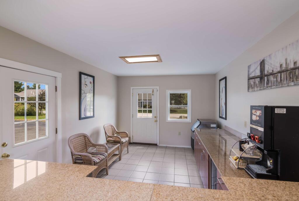 hotel image 10
