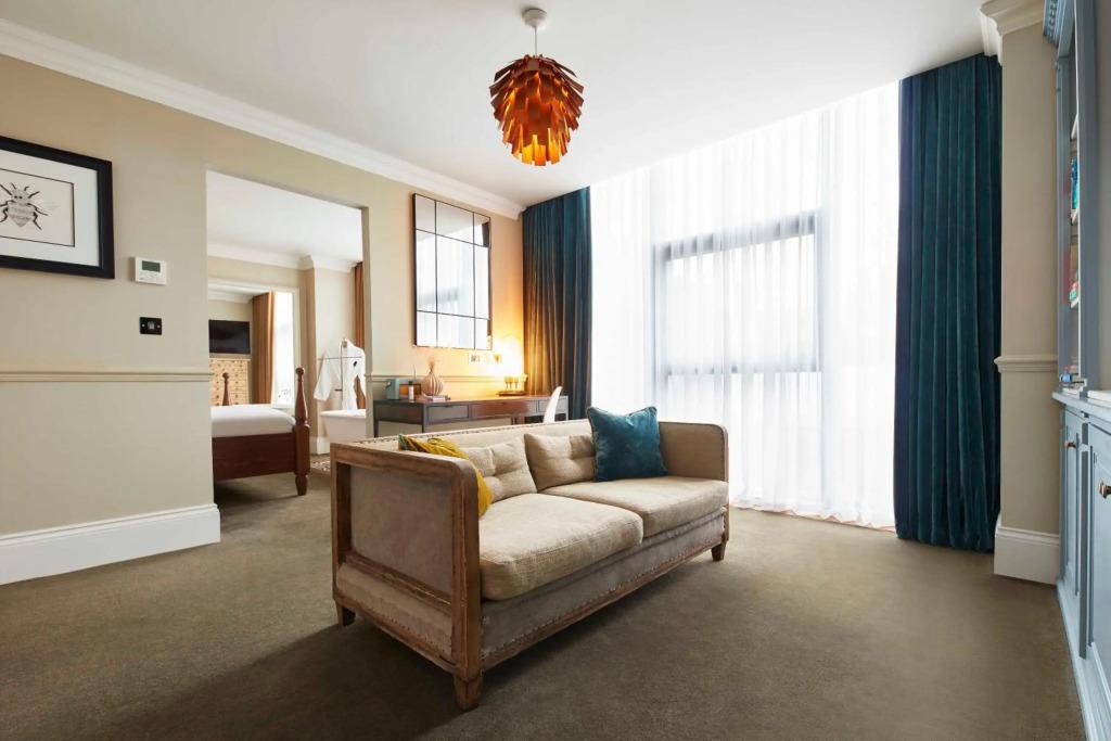 hotel image 10
