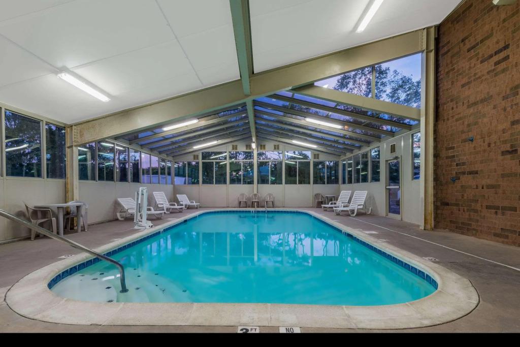 hotel image 10