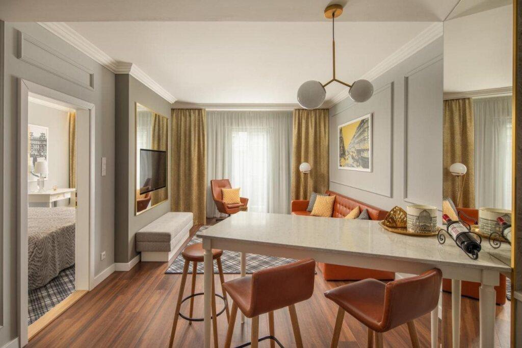 hotel image 10