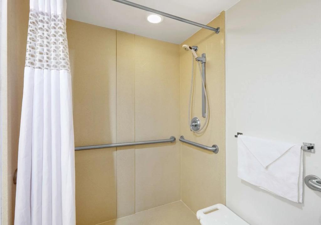 hotel image 16