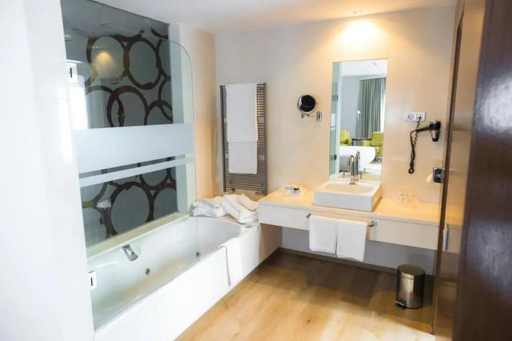 hotel image 7