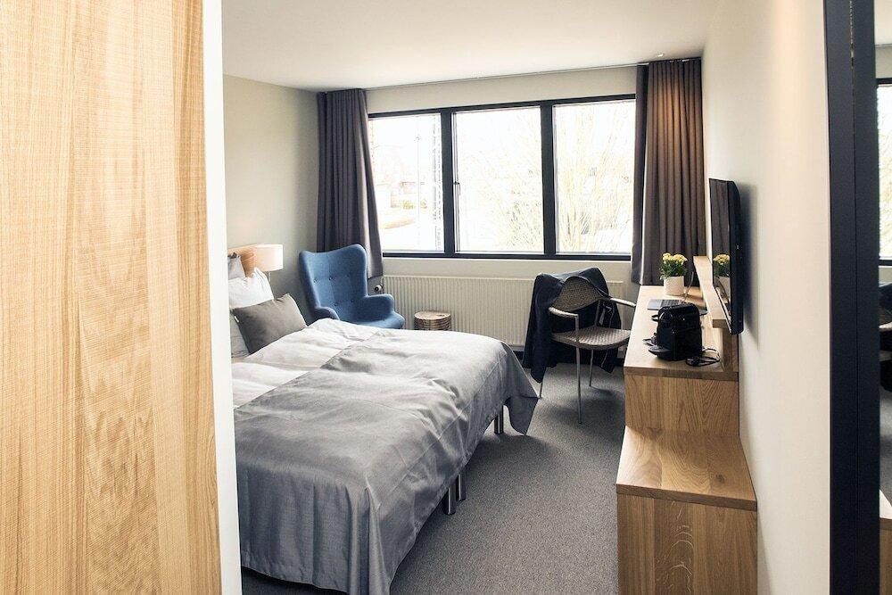 hotel image 10
