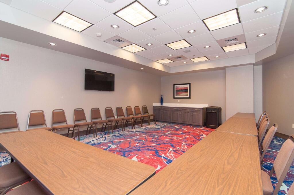 hotel image 16