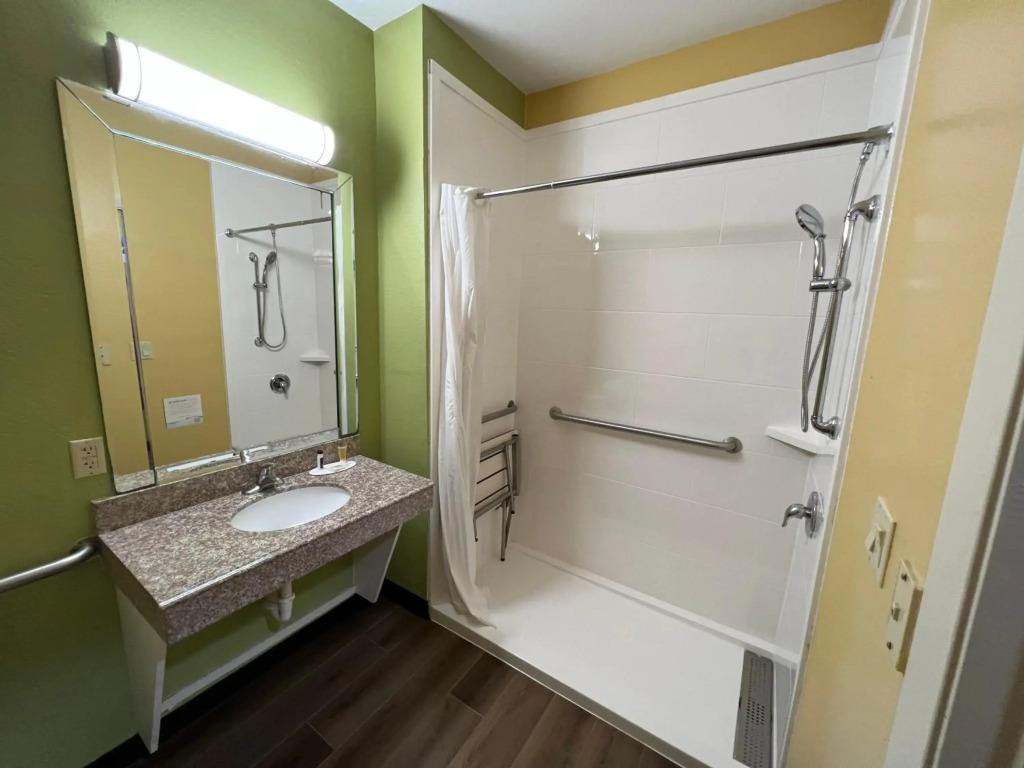 hotel image 16