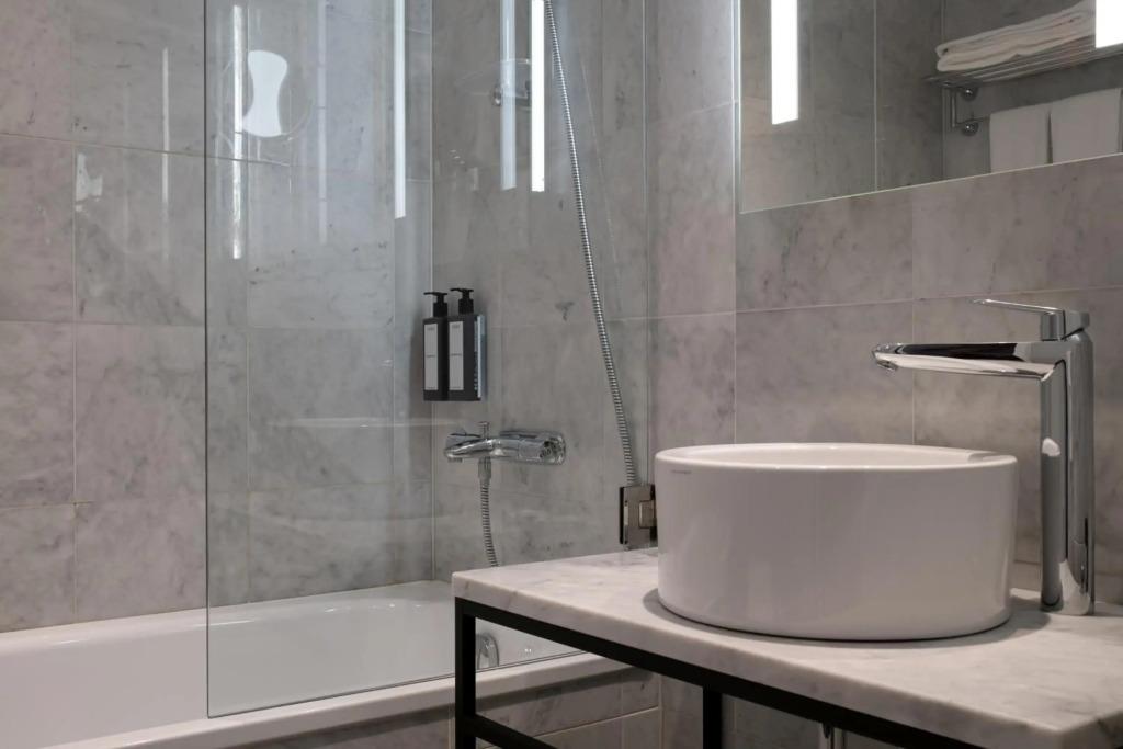 hotel image 8