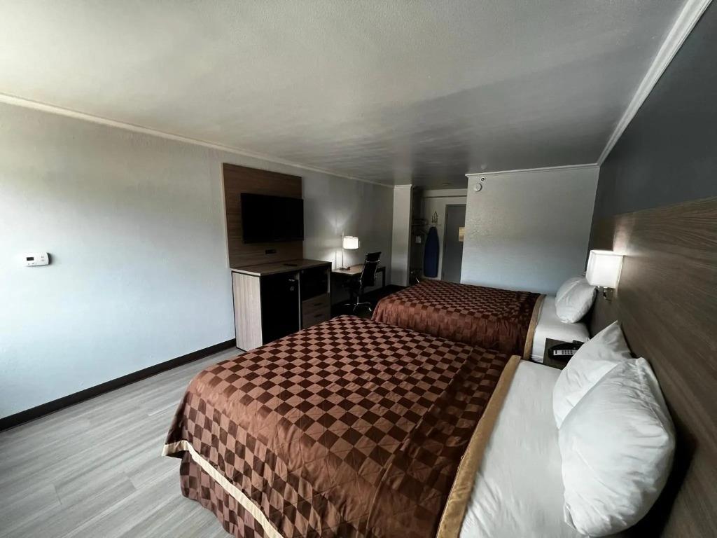 hotel image 9