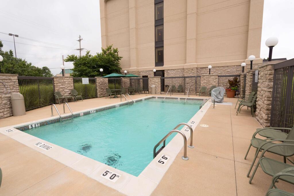 hotel image 16