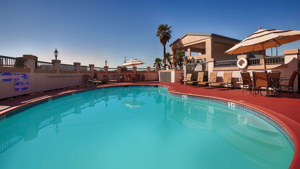 hotel image 16