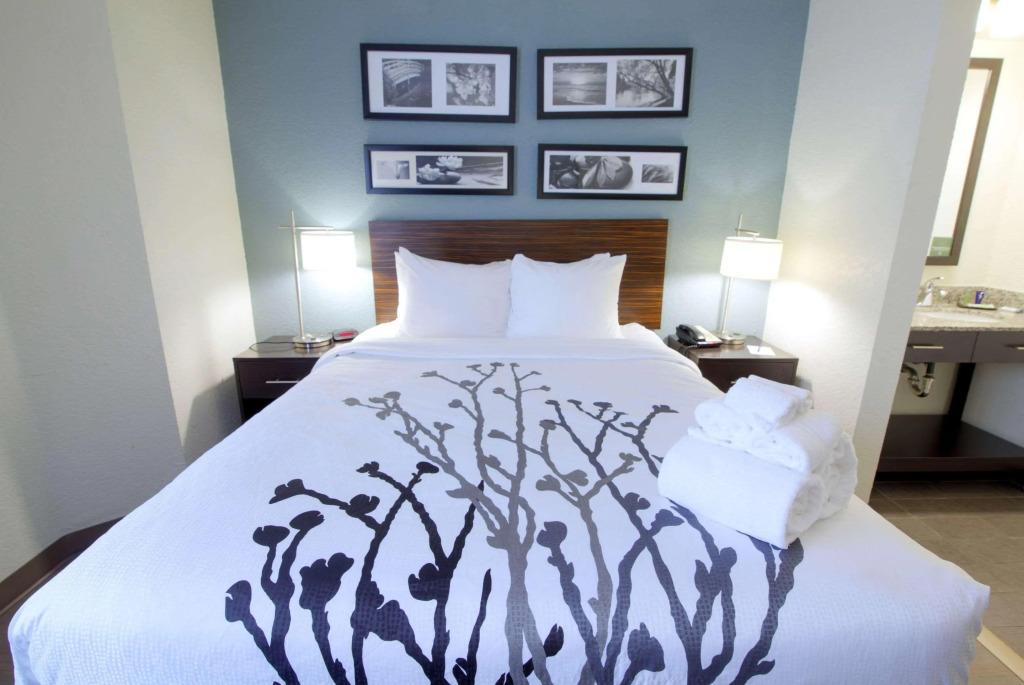hotel image 16