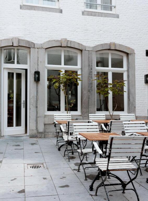 hotel image 9