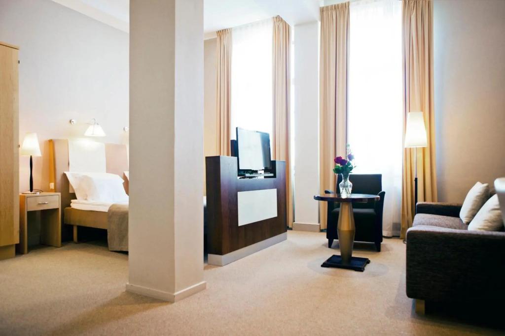 hotel image 18