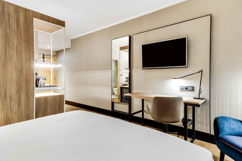 hotel image 16