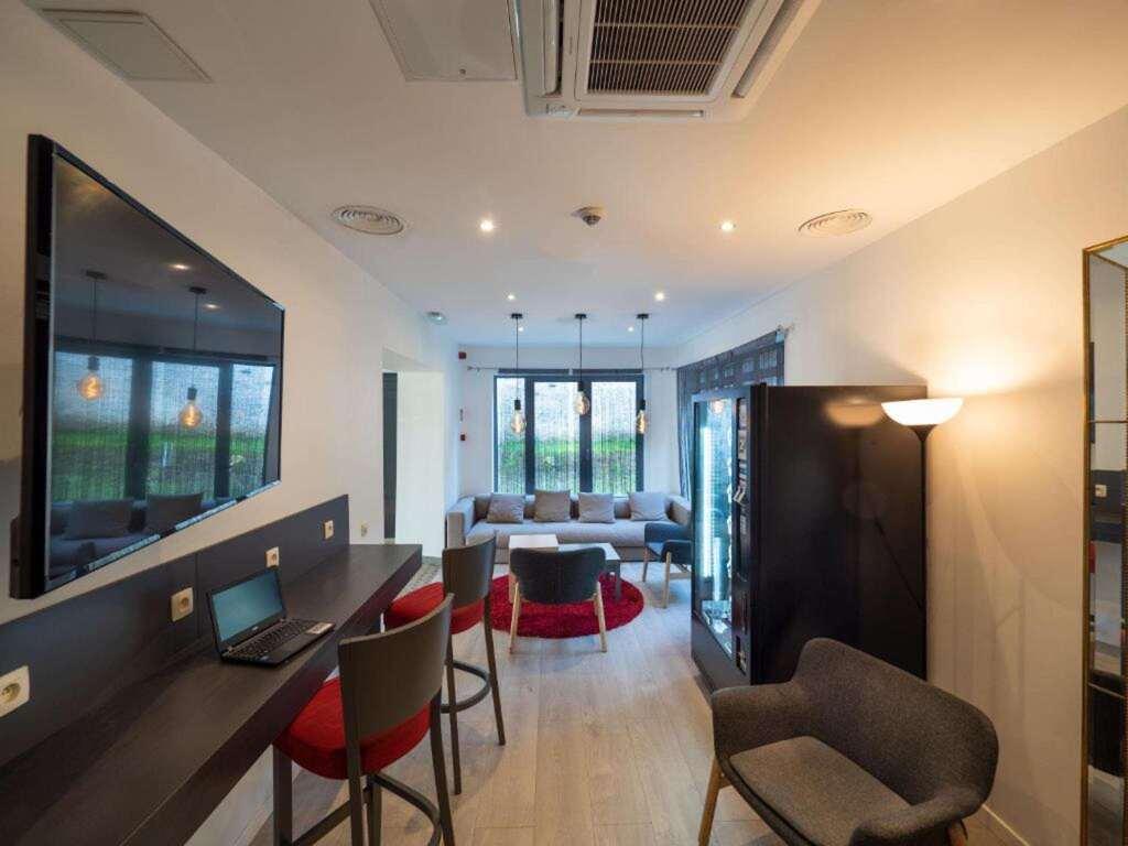 hotel image 8
