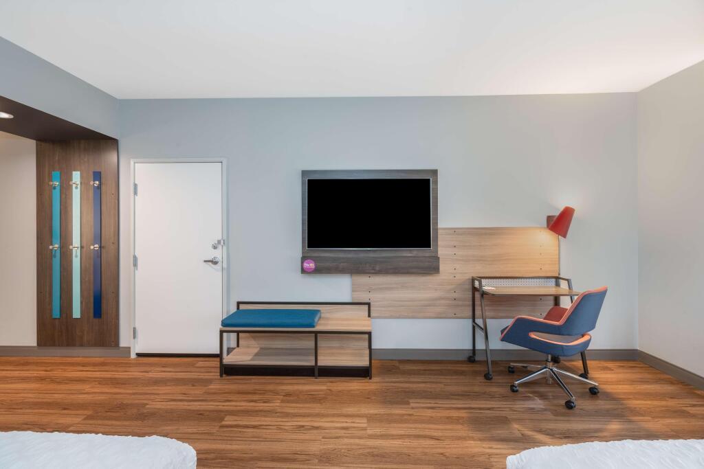 hotel image 8