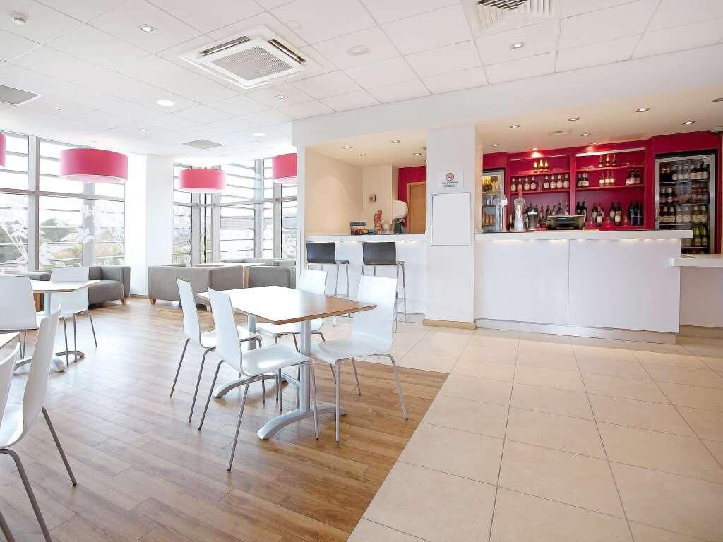hotel image 9