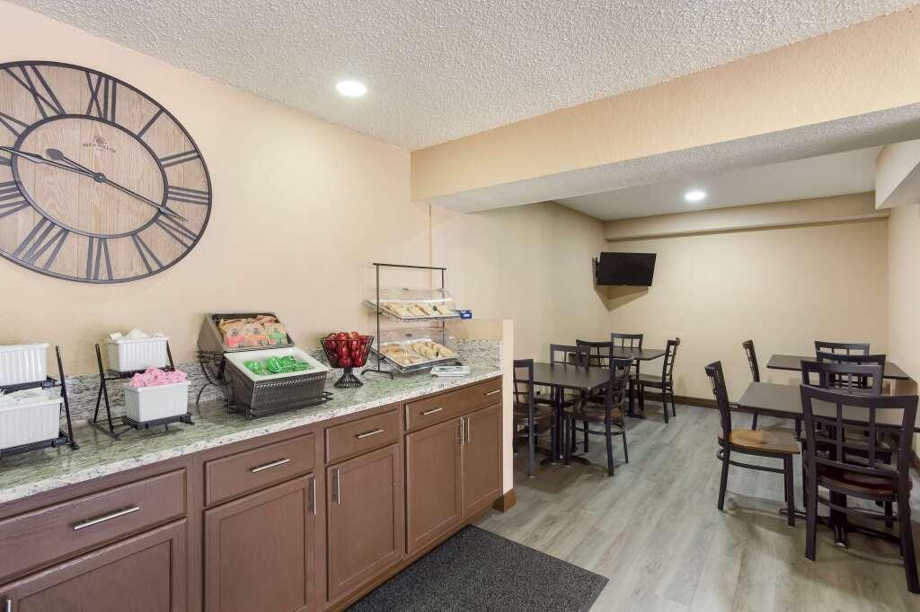 hotel image 10