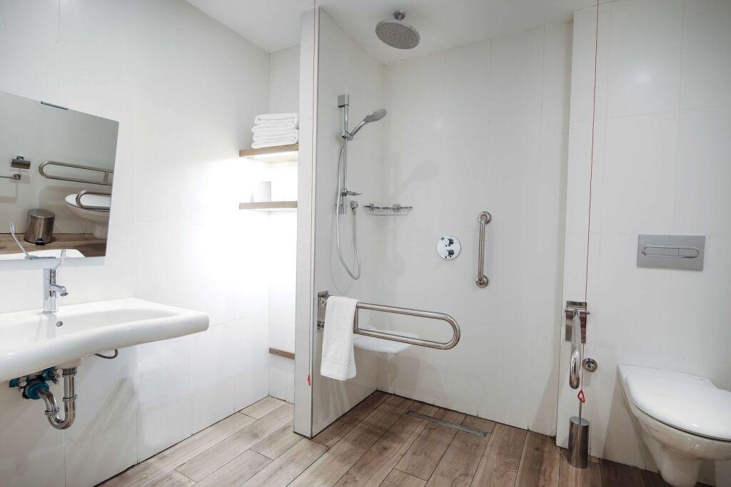 hotel image 8