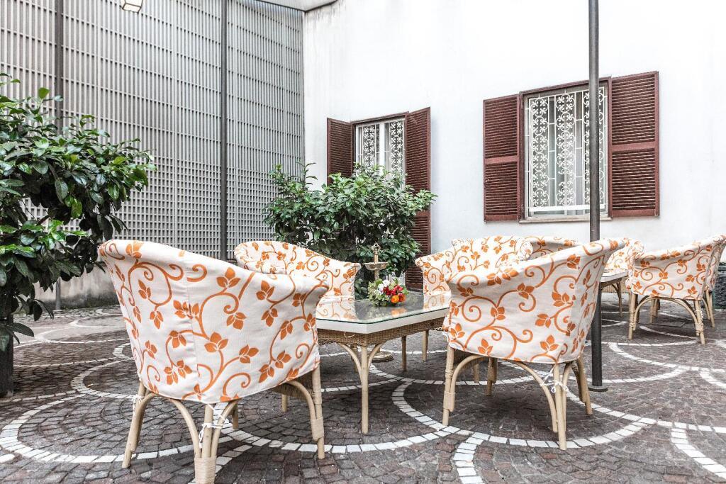 hotel image 10