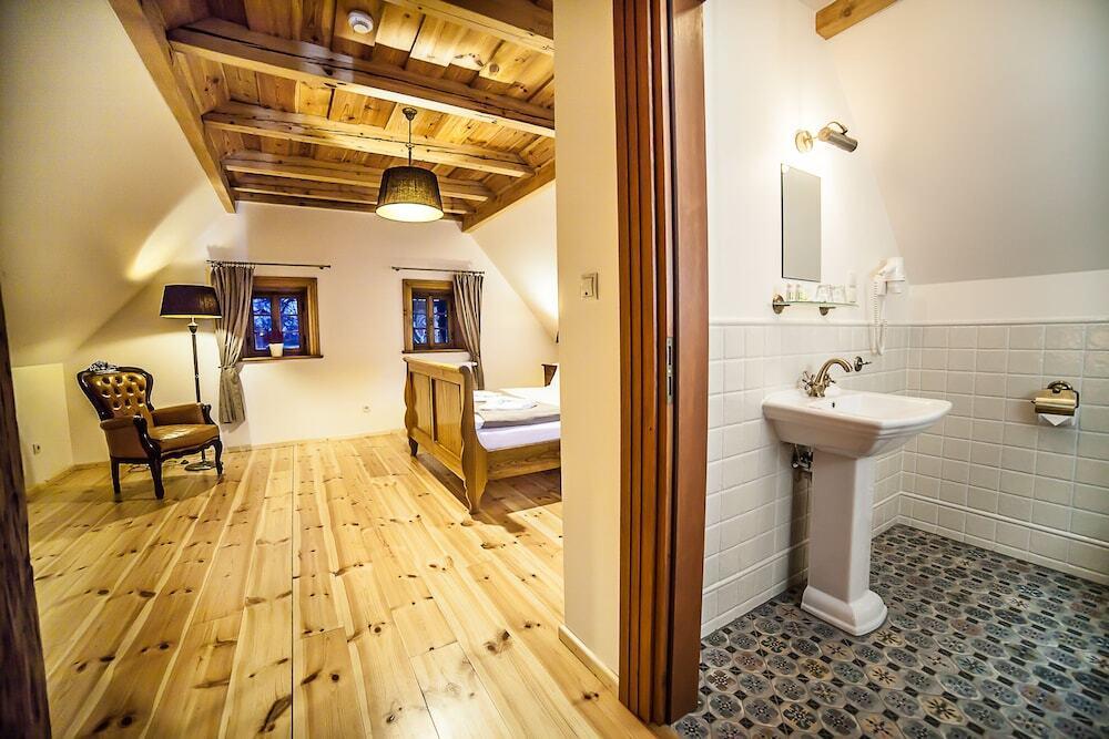 hotel image 13