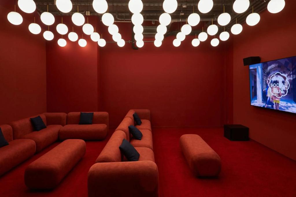 hotel image 16
