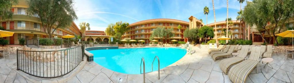 hotel image 10