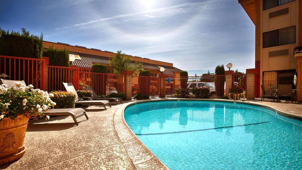 hotel image 13
