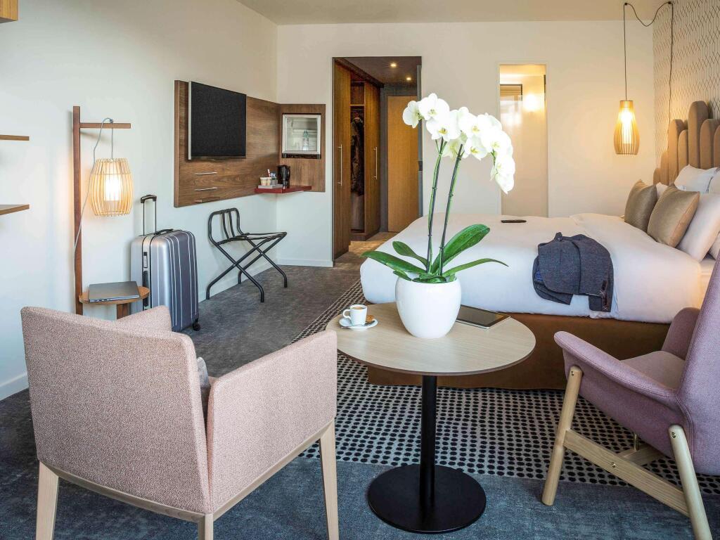 hotel image 16