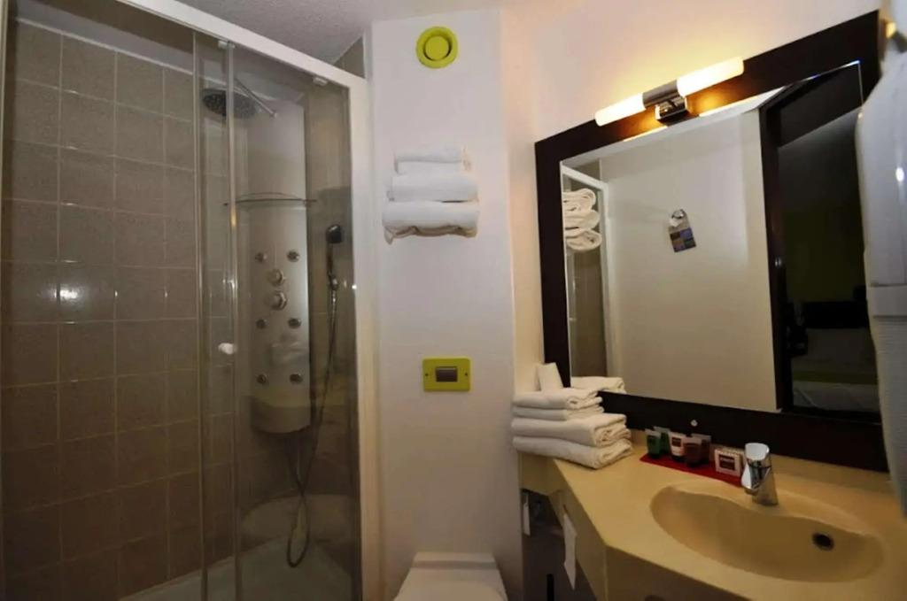hotel image 8