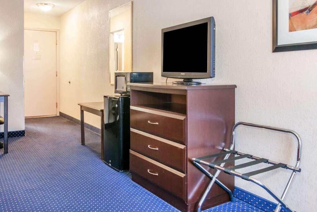 hotel image 13