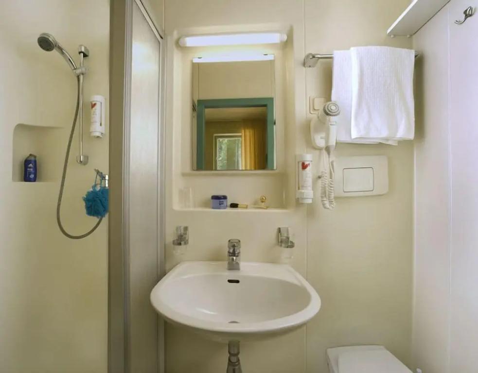 hotel image 16