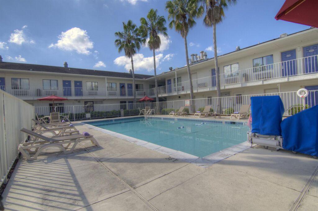hotel image 16
