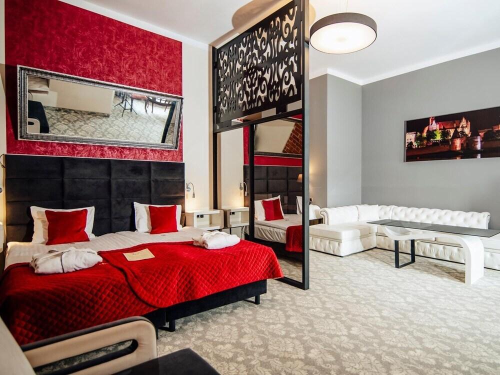 hotel image 9