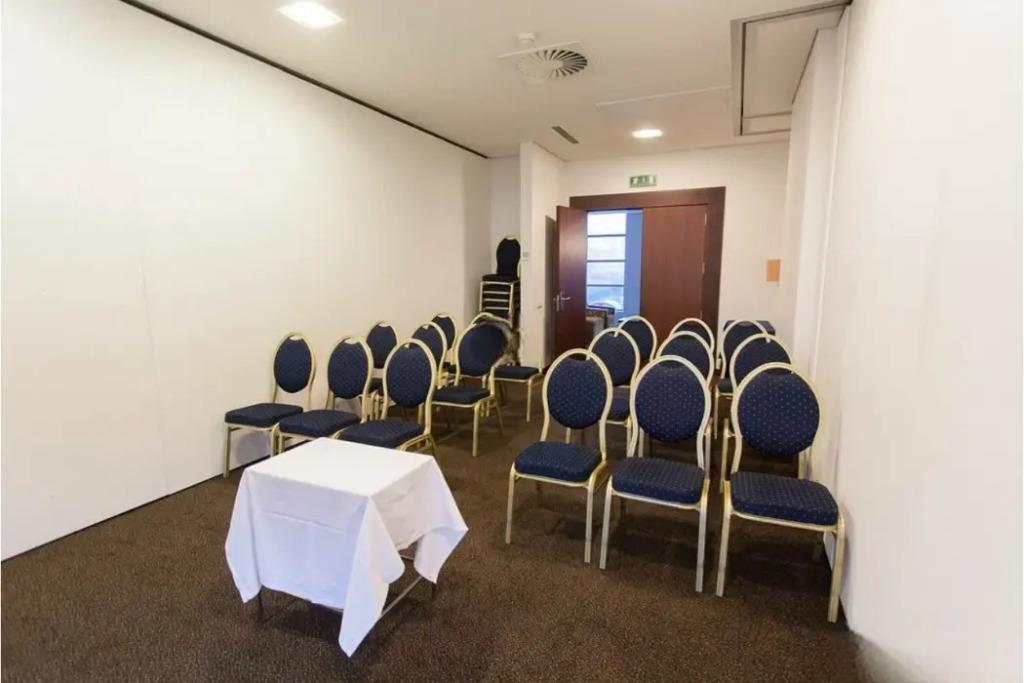hotel image 35
