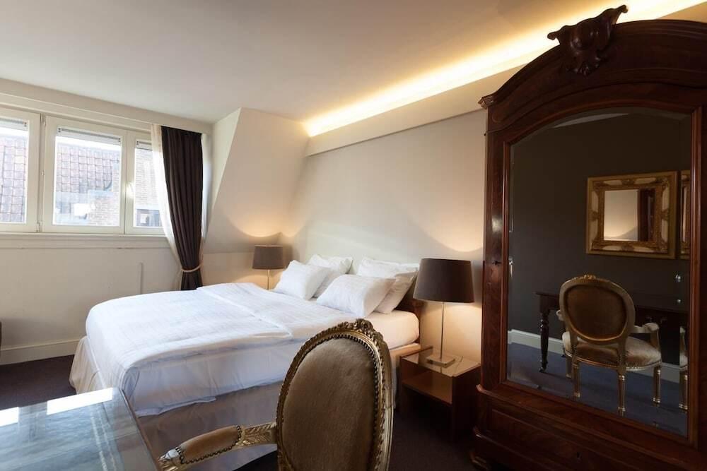 hotel image 10