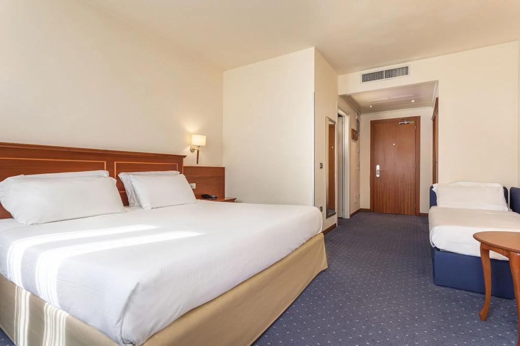 hotel image 18