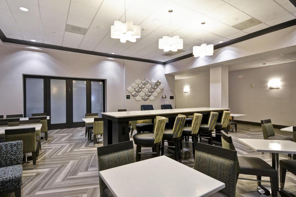 hotel image 13