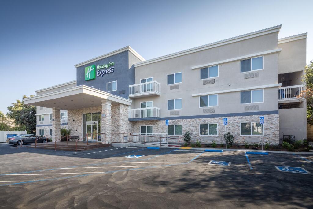 hotel image 10