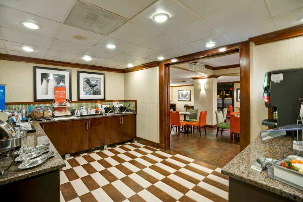 hotel image 16