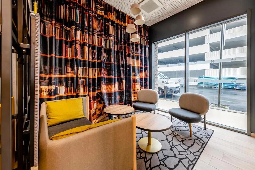 hotel image 10