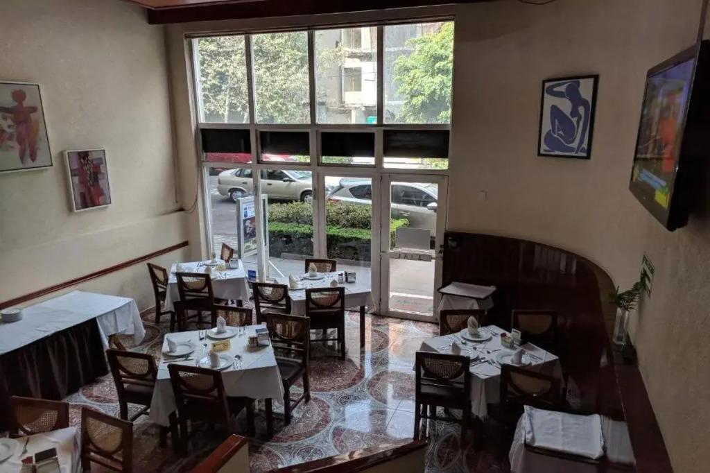 hotel image 9