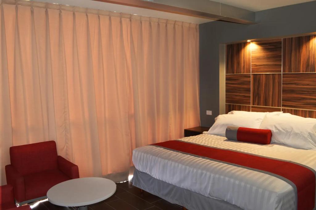 hotel image 13