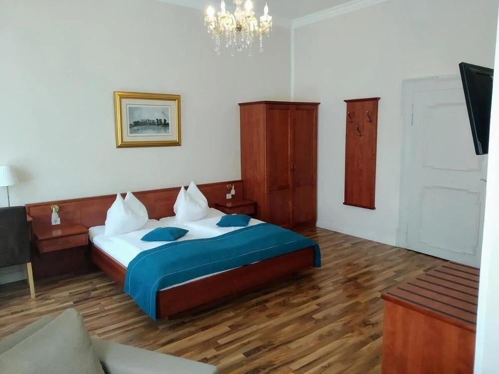 hotel image 13