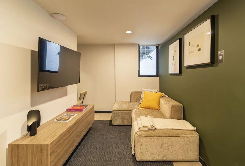 hotel image 12