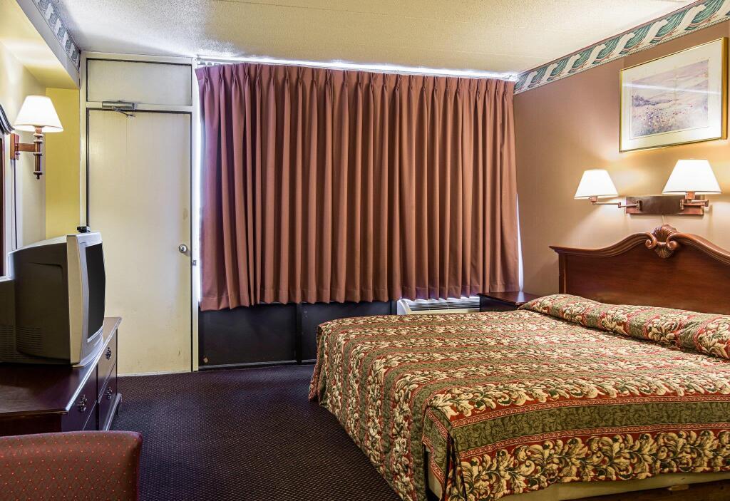 hotel image 13