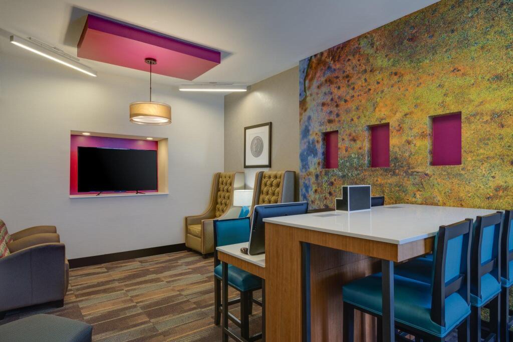 hotel image 12