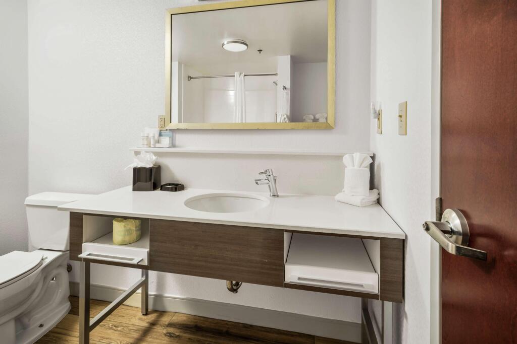 hotel image 13