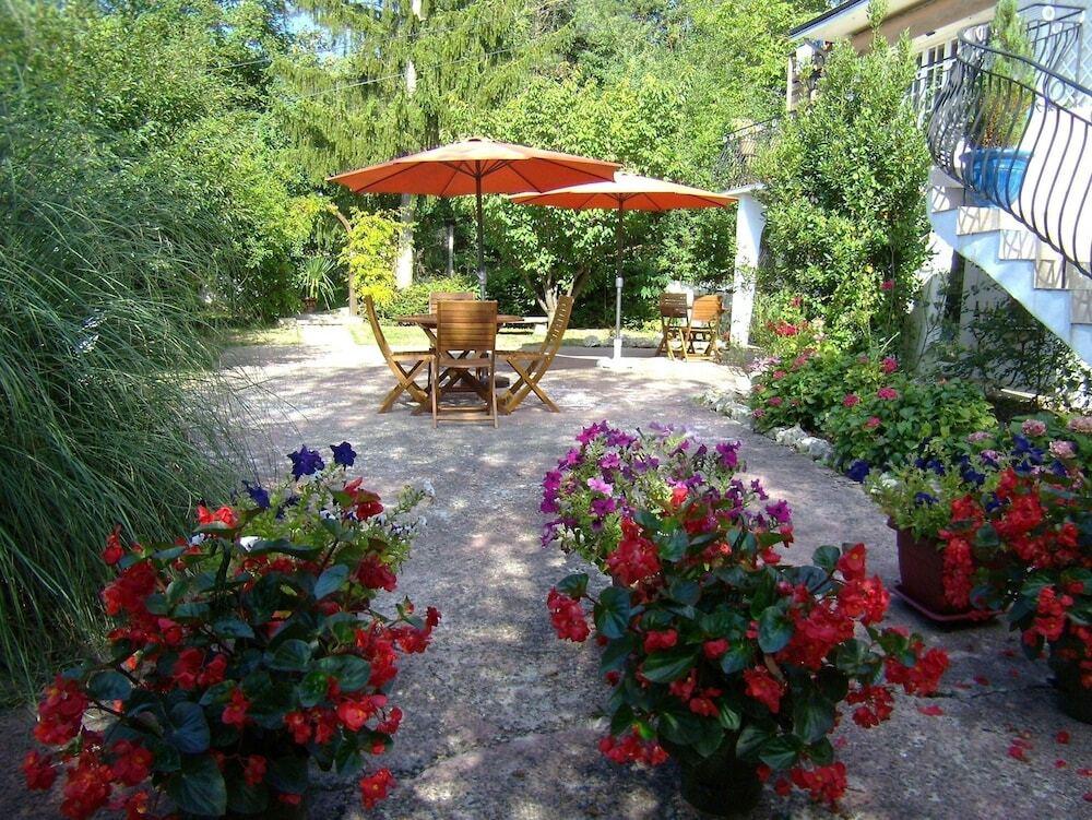 hotel image 12