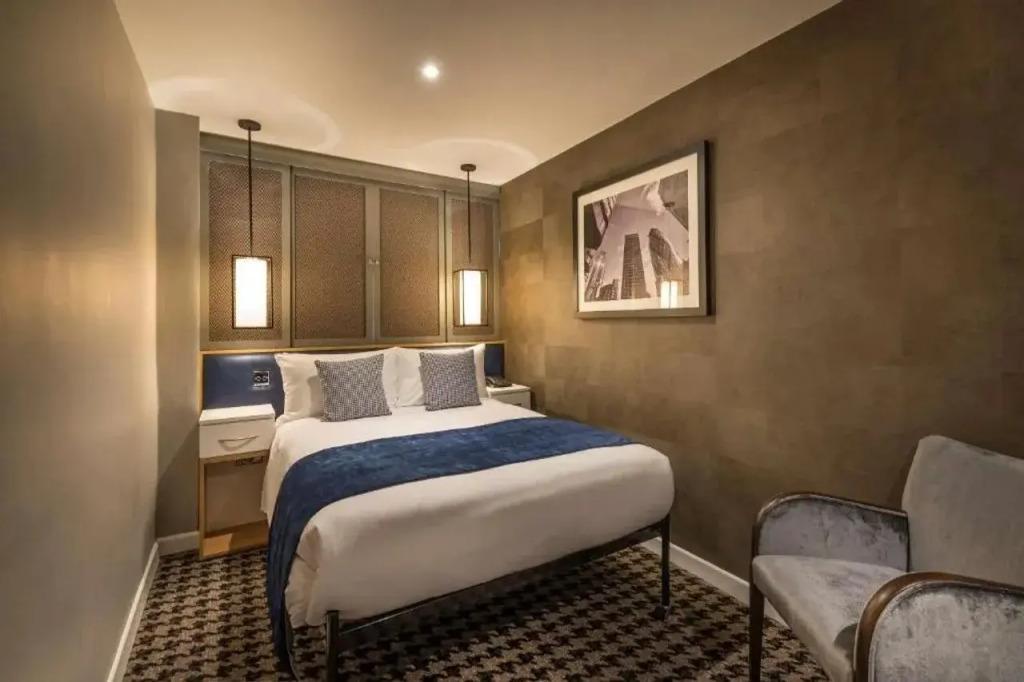 hotel image 16