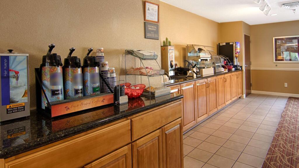 hotel image 16